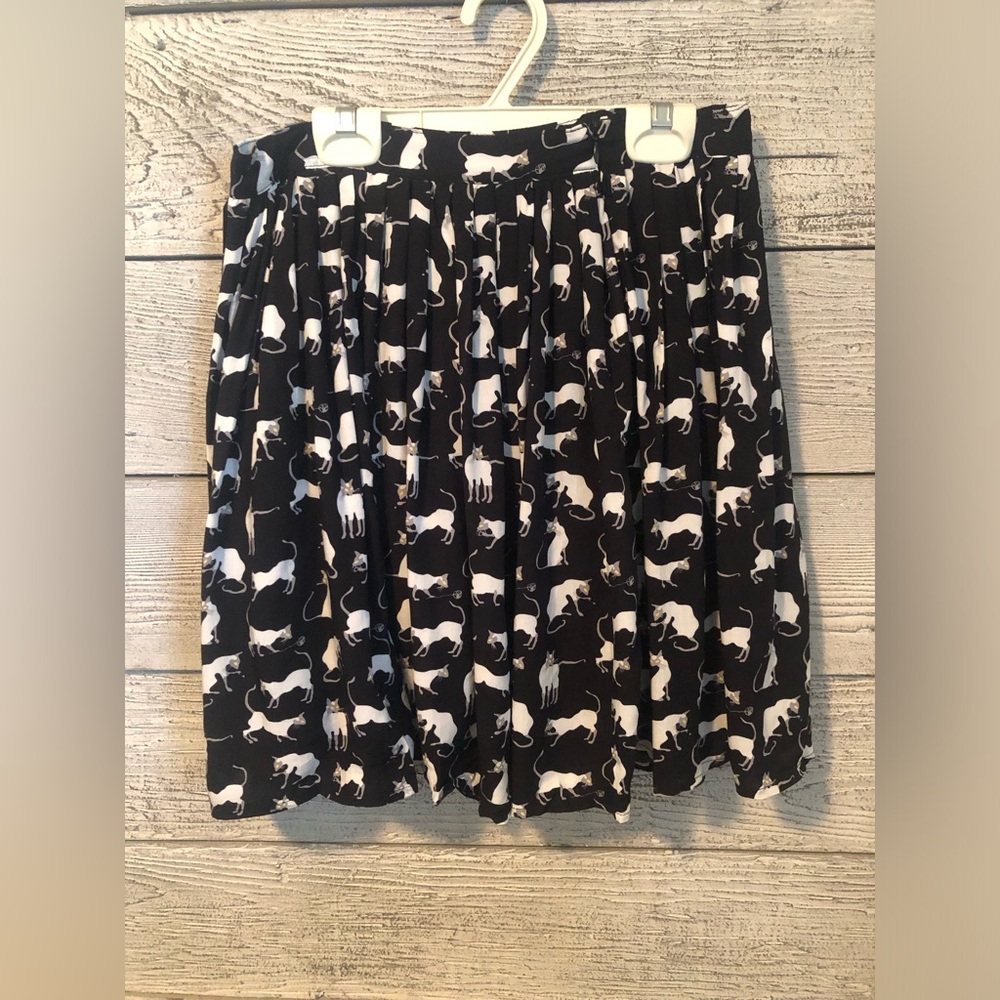 Black and White Cat Print Mini Skirt NWT Size Small
